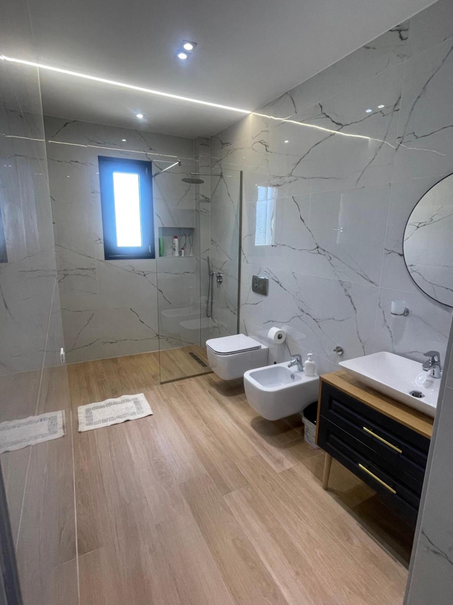 Luxury Rooftop Vlora Exterior photo